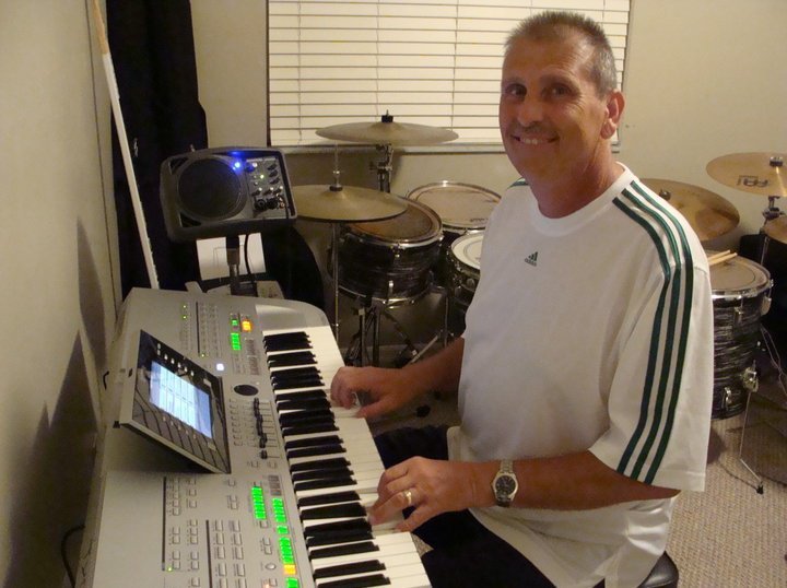 Glenn Hacker's album, Profile Pictures
