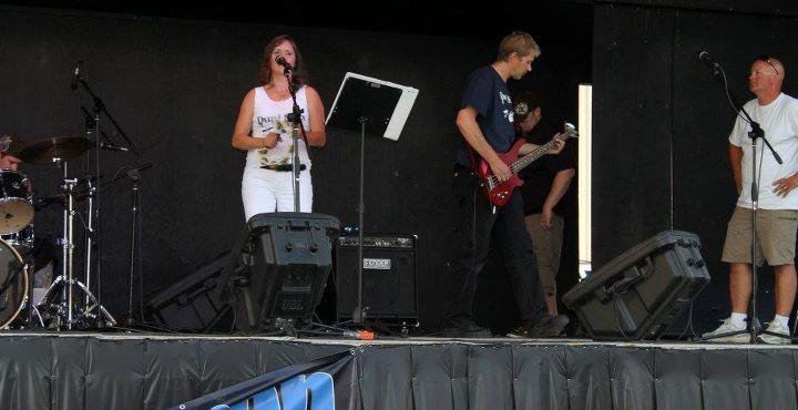 Larry Floyd's album, Battle of the Bands 2011
