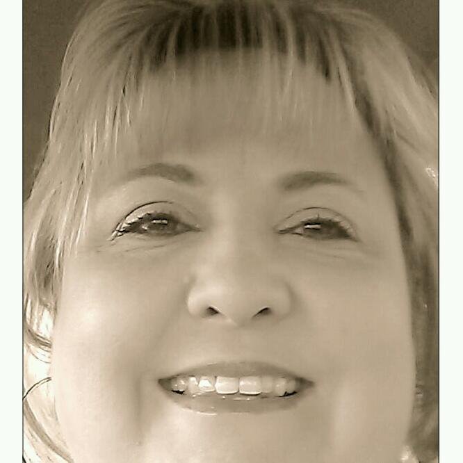 Mishelle Dye's album, Profile Pictures