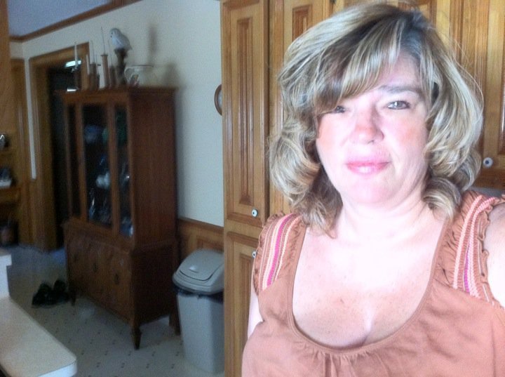 Becky Schiller's album, Profile Pictures