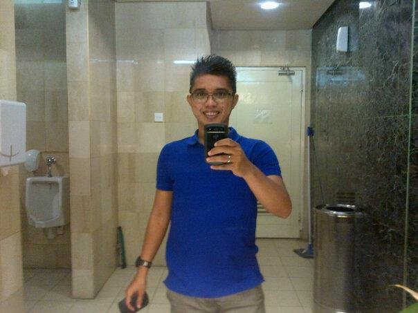Hari Widodo's album, Mobile Uploads
