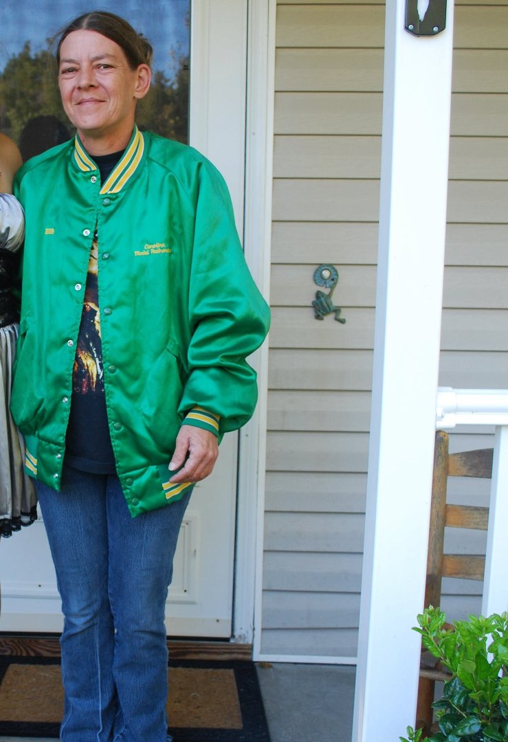 Dawn Lineberry's album, Profile Pictures