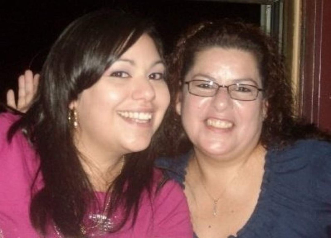 Lydia Alaniz's album, Profile Pictures