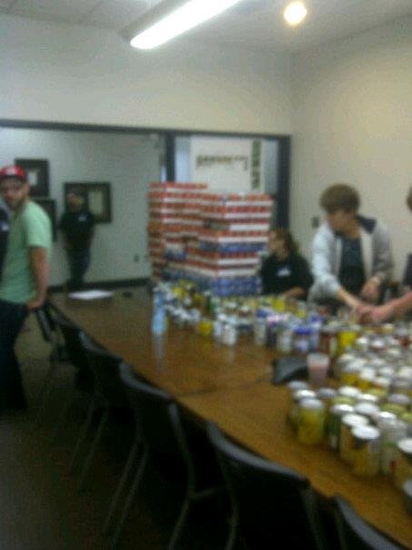 Leslie Robinson's album, Can food drive @ the Mission