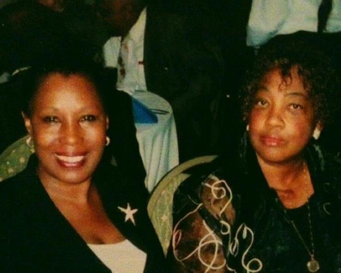Gloria Floyd's album, Profile Pictures