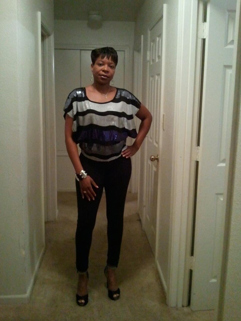 Chervonna Thomas' album, Mobile Uploads