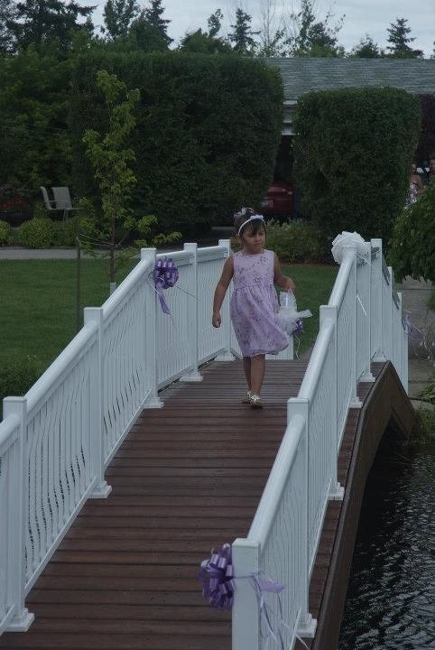 Peggy Wright's album, Aliyha at Amber and Brent's Wedding