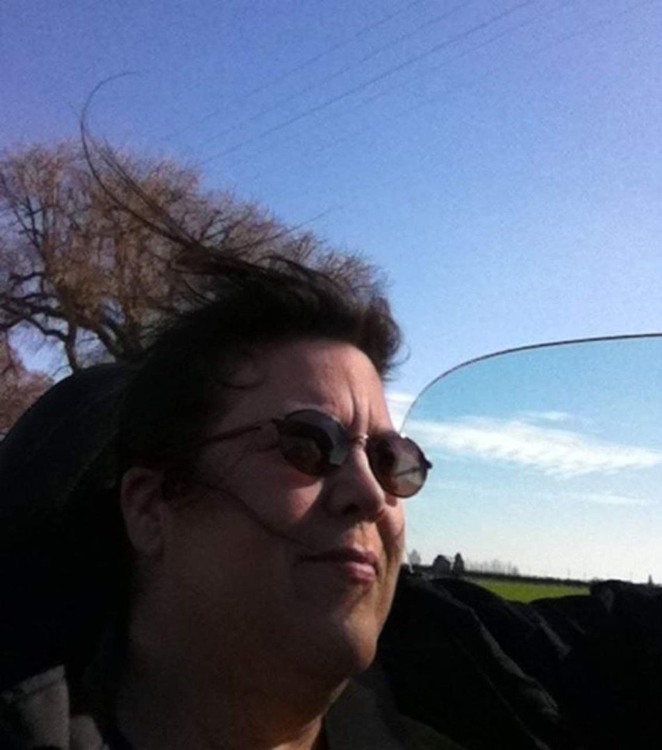Edward Gillespie's album, Mobile Uploads