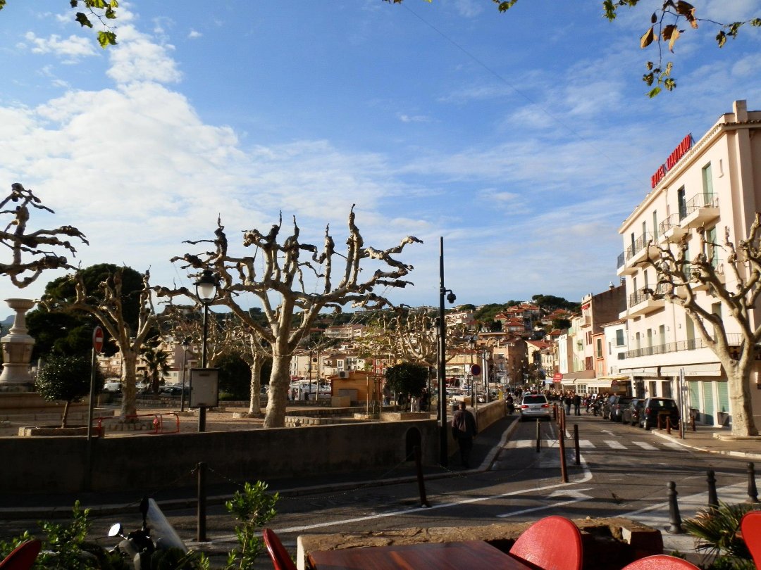 Christopher Yavelow's album, Cassis and the Camargo Foundation