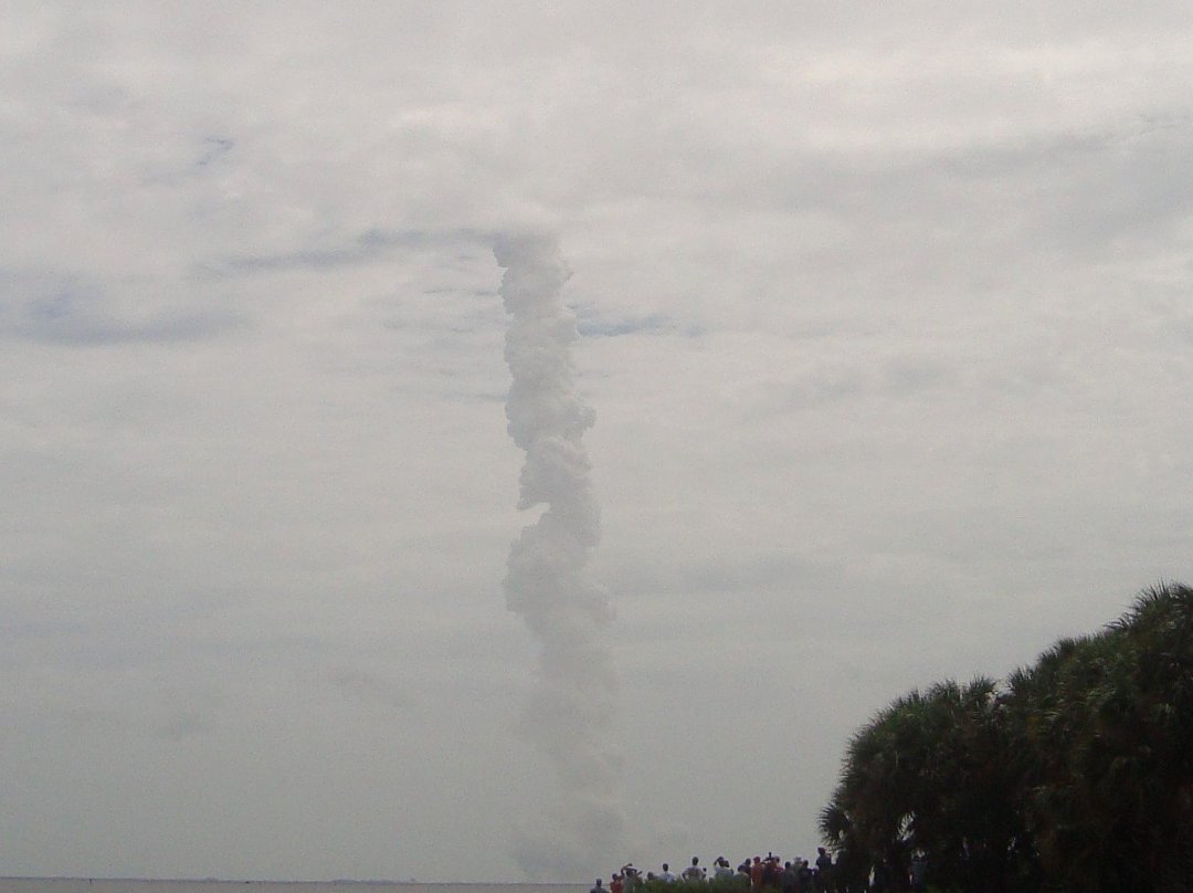 Leonard Coia's album, Final shuttle launch-July 8, 2011