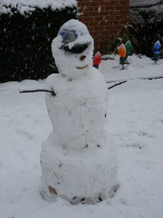 Patrick Brown's album, first "real" snow, 12/12/2010