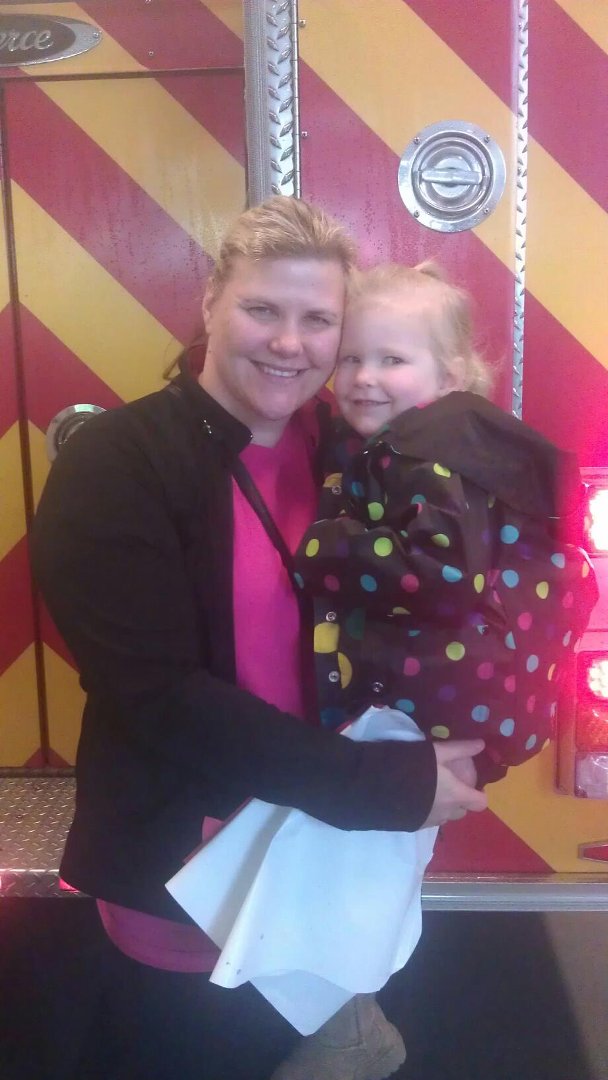 Shelly Mosbrucker's album, Mobile Uploads