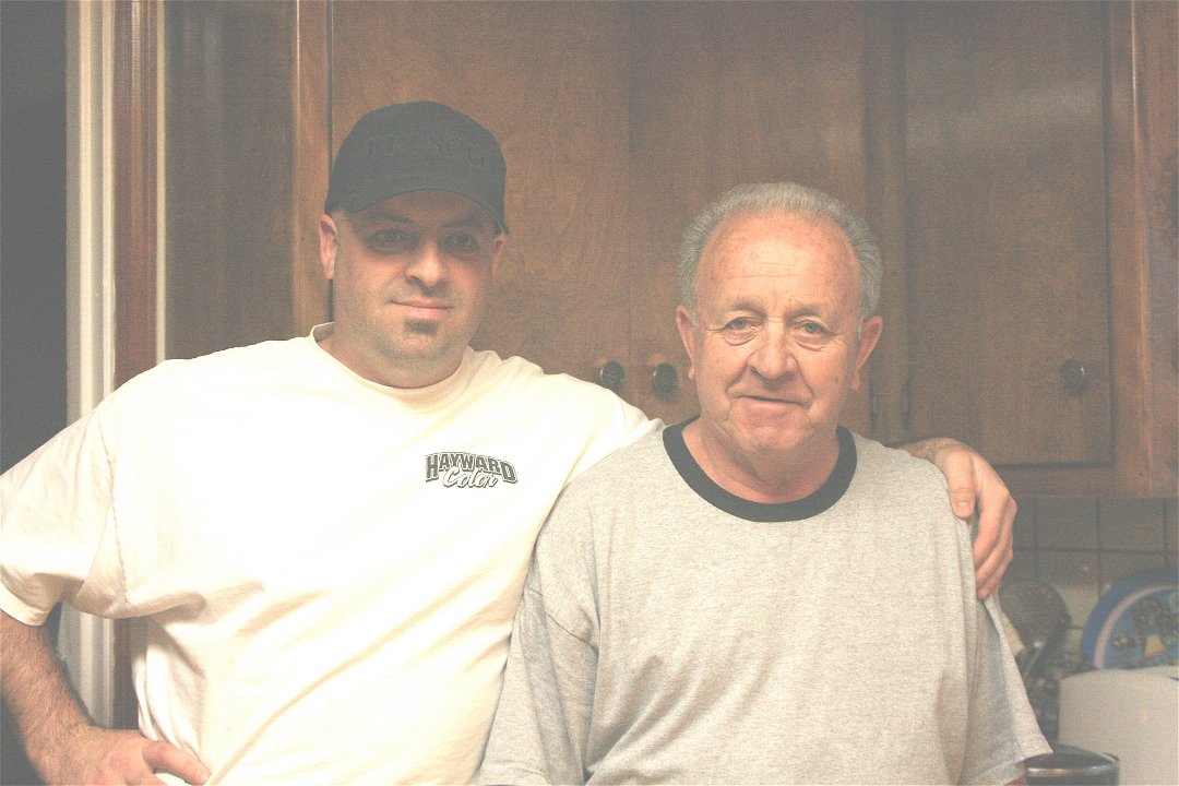 Robert Medeiros' album, Profile Pictures