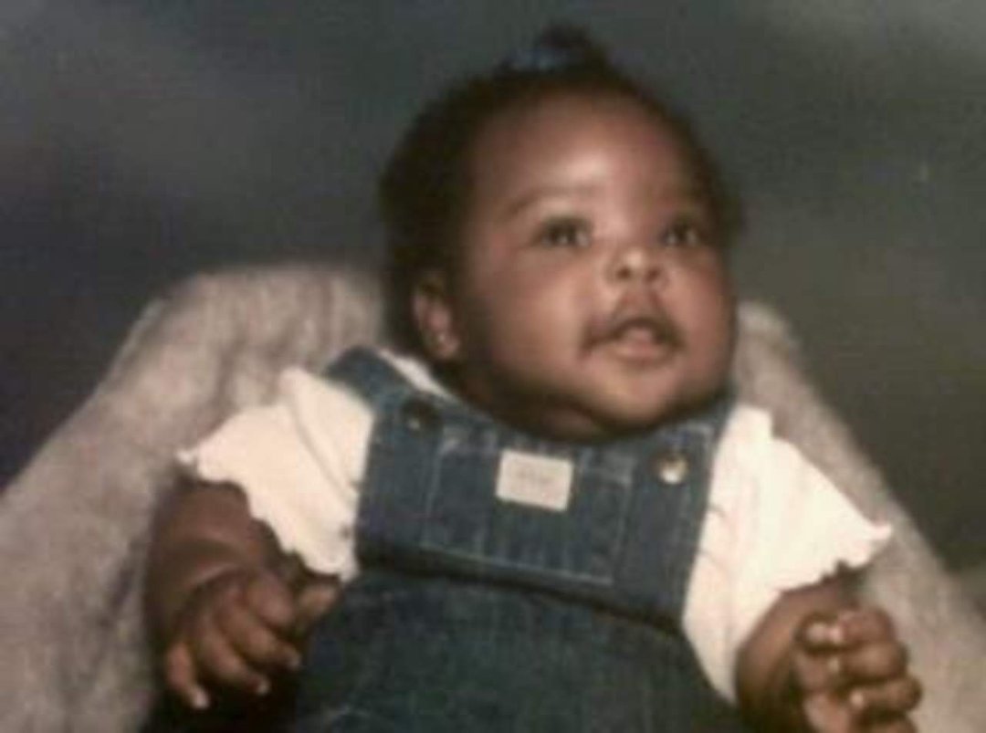 Oneita Hamilton's album, Mobile Uploads