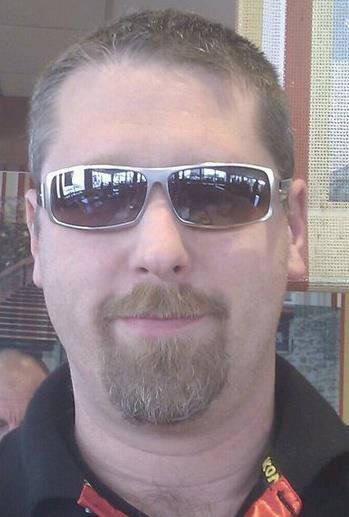 Wade McLennan's album, Profile Pictures