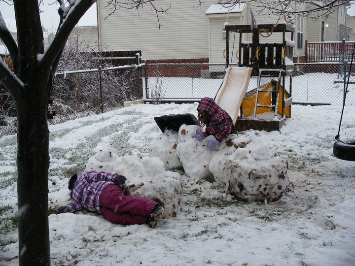 Patrick Brown's album, first "real" snow, 12/12/2010