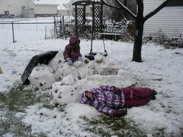 Patrick Brown's album, first "real" snow, 12/12/2010