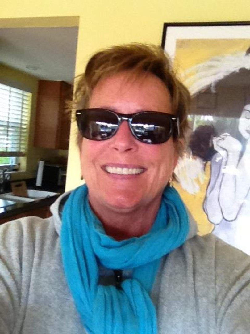 Sue Broomhead's album, Profile Pictures