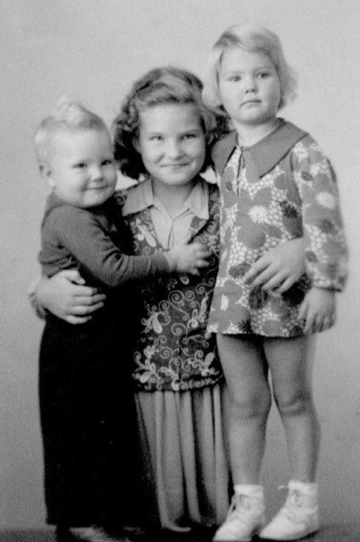 Jo Ann Lucas' album, Profile Pictures