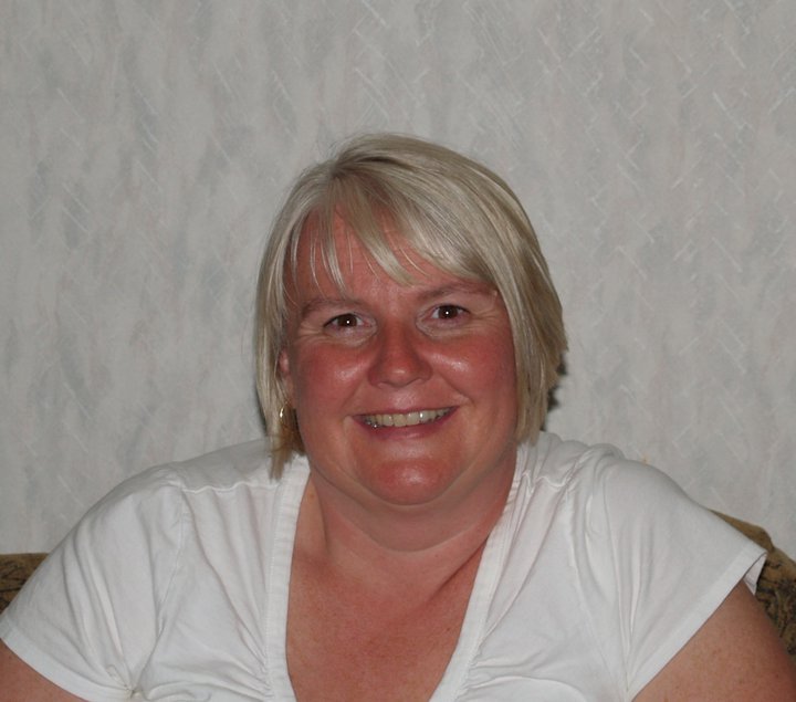 Tami Powers' album, Profile Pictures