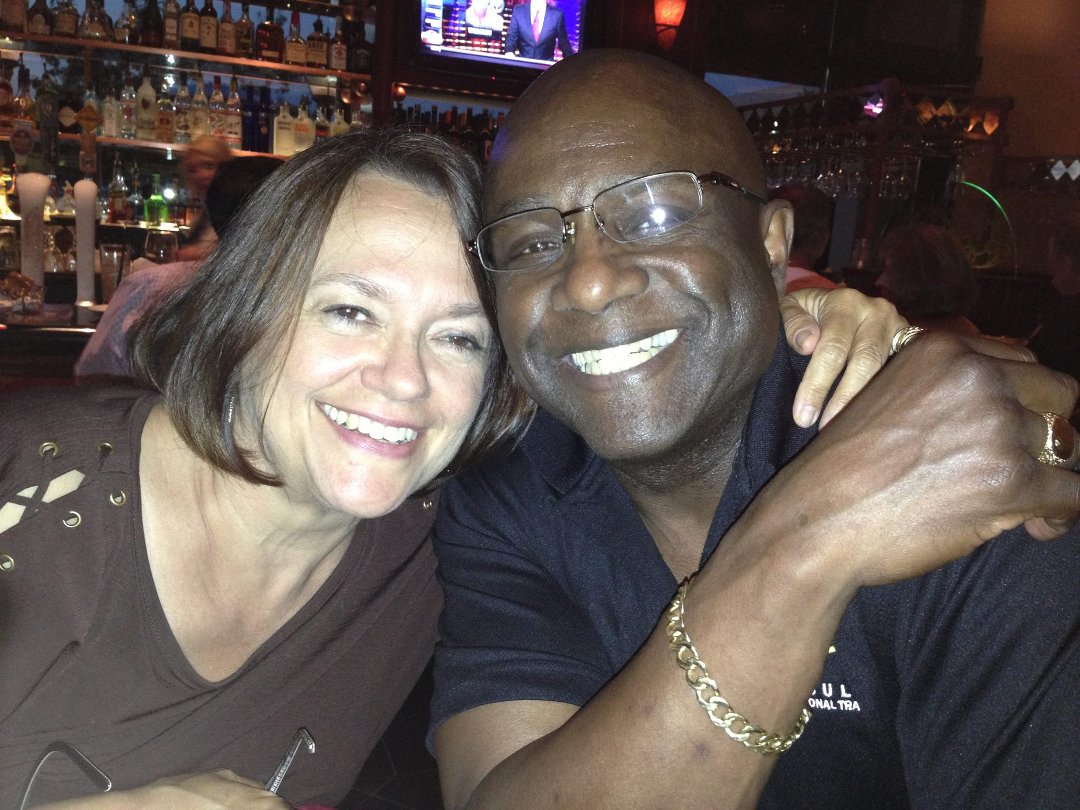 Sandi Hughes' album, Profile Pictures