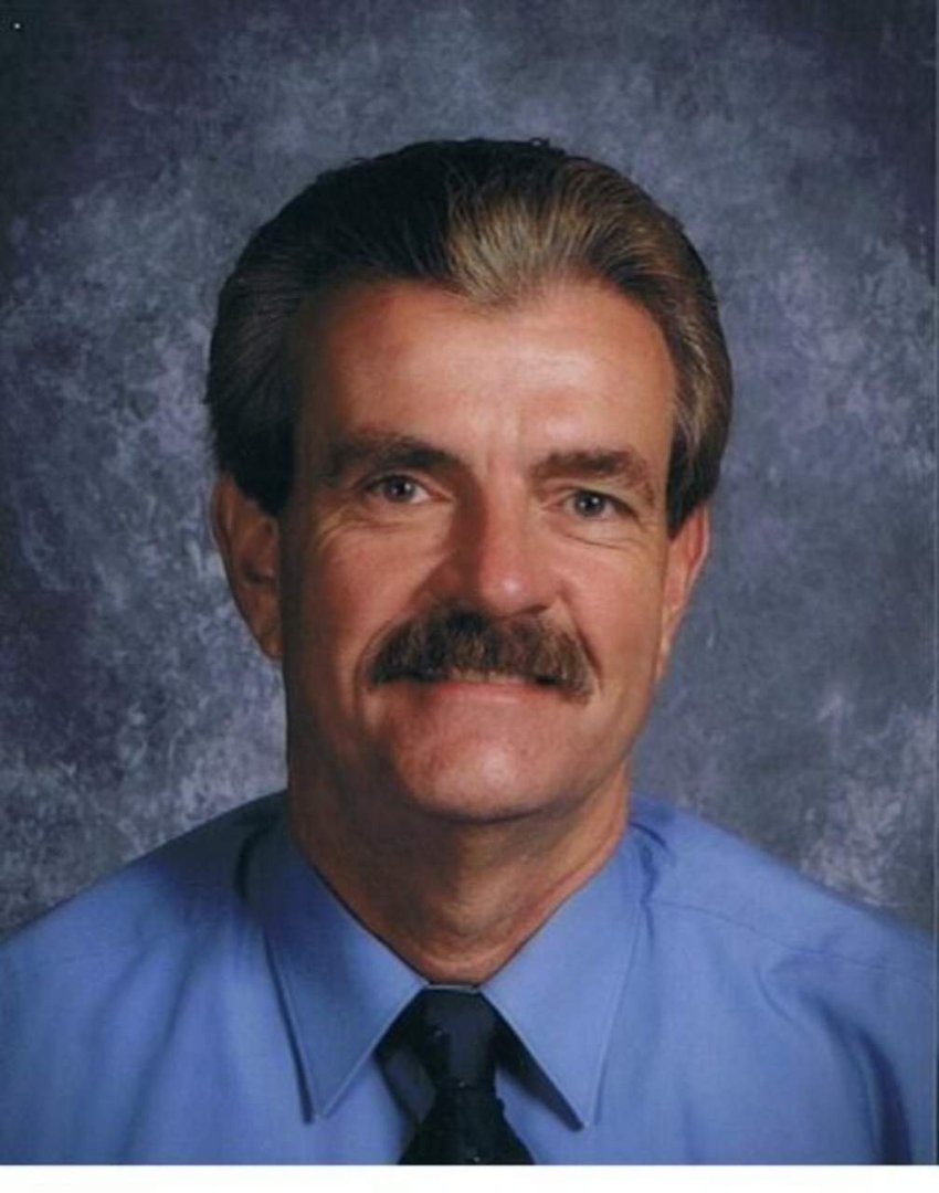 Daniel Bobay's album, Profile Pictures