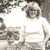 Joyce Hunt's album, Profile Pictures