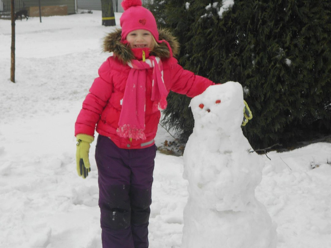 Maxine Walter's album, Outdoor fun, the kids love to be outside.