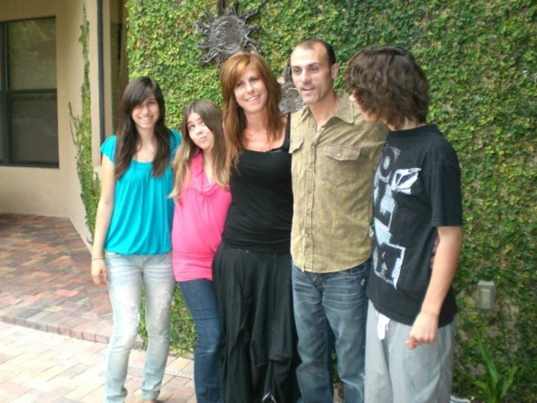 Louis P. Graner III's album, Thanksgiveing 2009