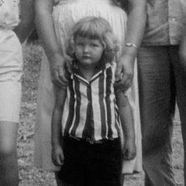 Sandra Robertson's album, Profile Pictures