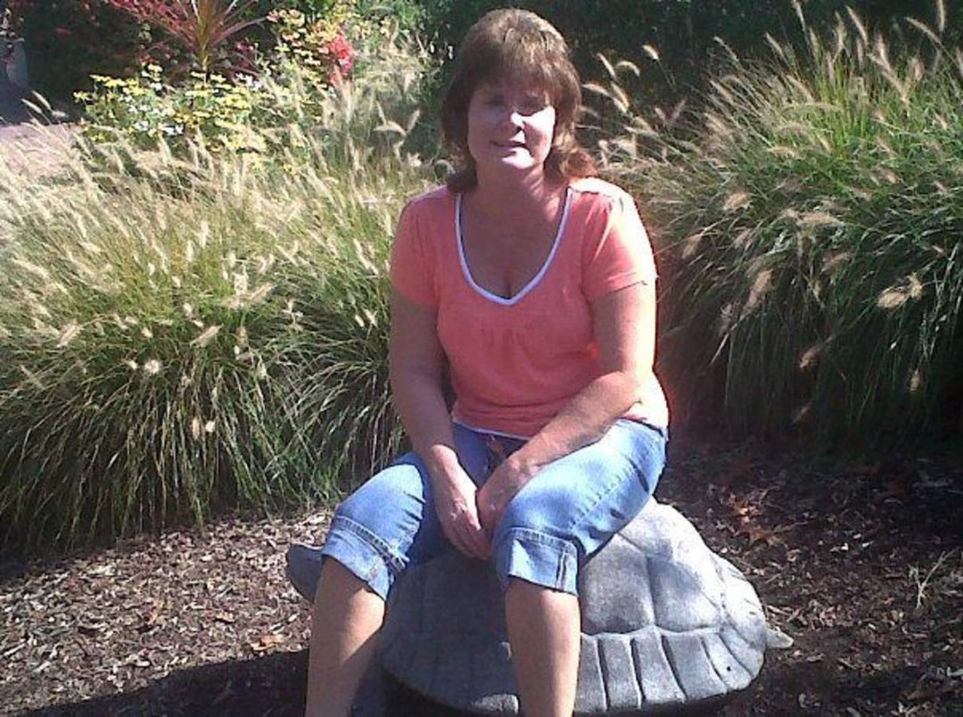 Cheryl Barton's album, Profile Pictures