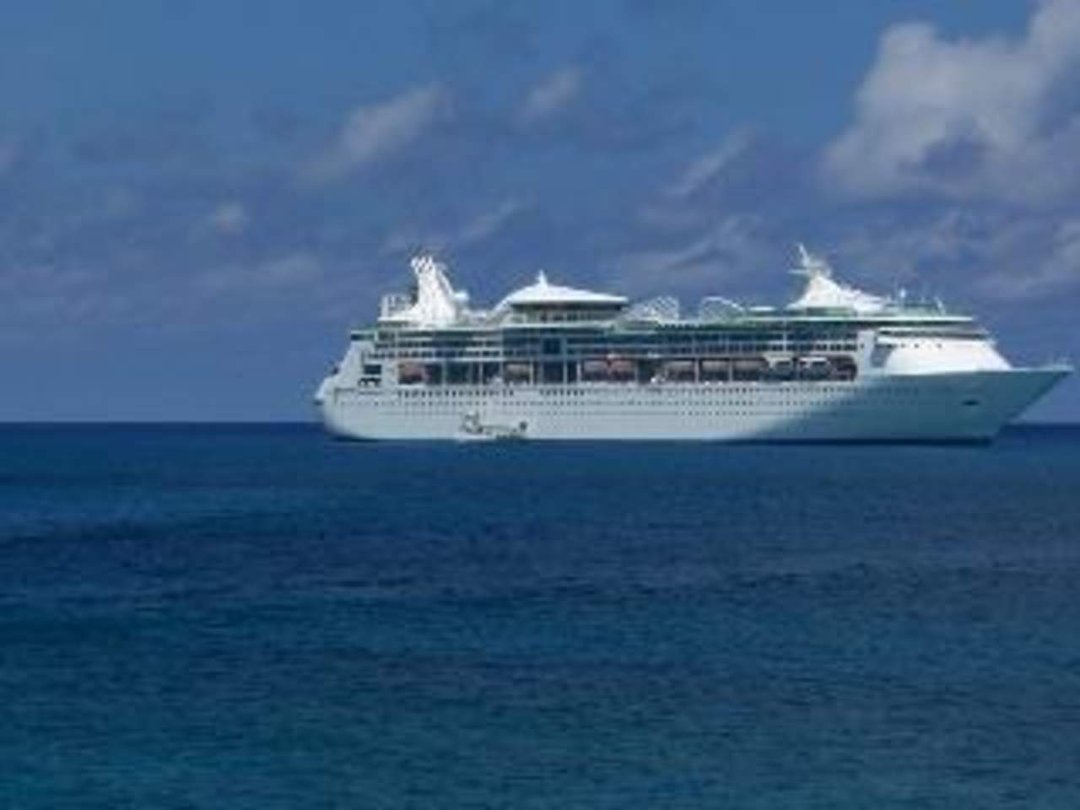 Lloyd Mott's album, Well I was on the cruise in Florida