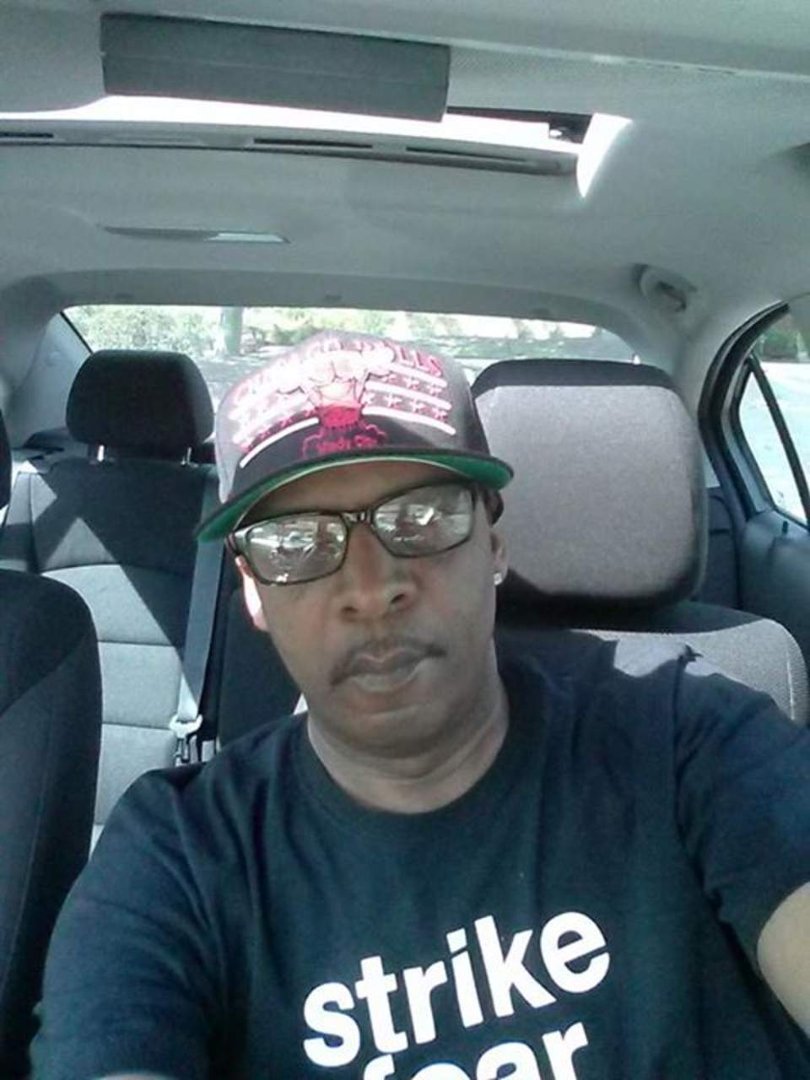 Michael Johnson's album, Mobile Uploads