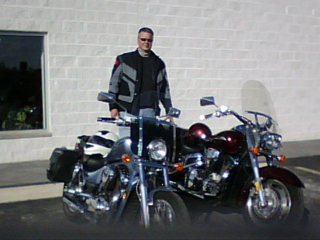Larry Abraham's album, Profile Pictures