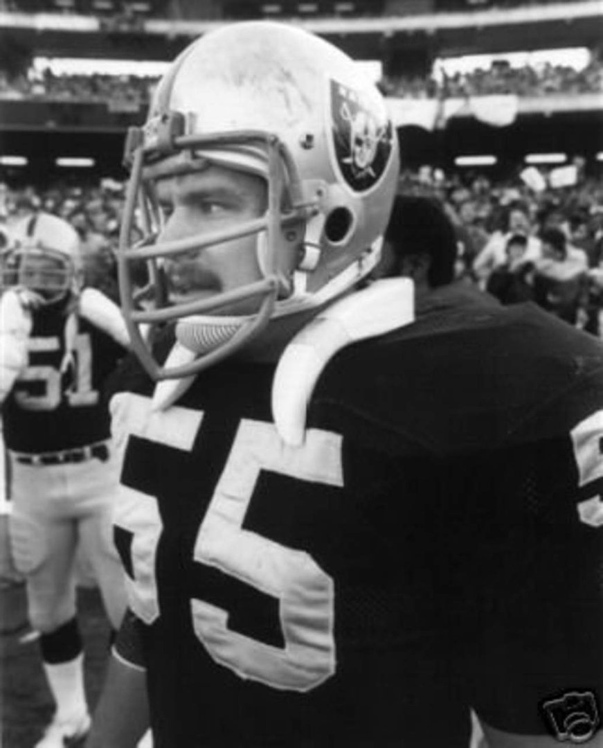 Warren Mau's album, Raider Greats