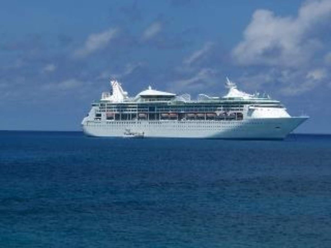Lloyd Mott's album, Well I was on the cruise in Florida