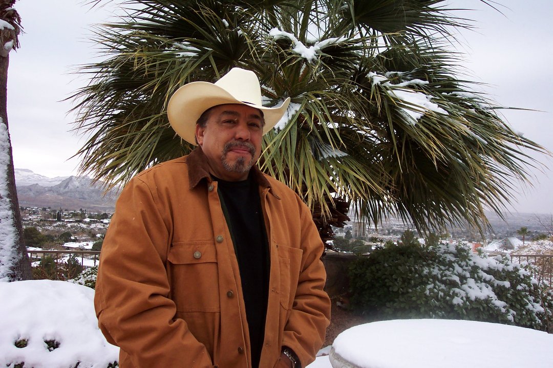 Rodrigo Arras' album, Profile Pictures
