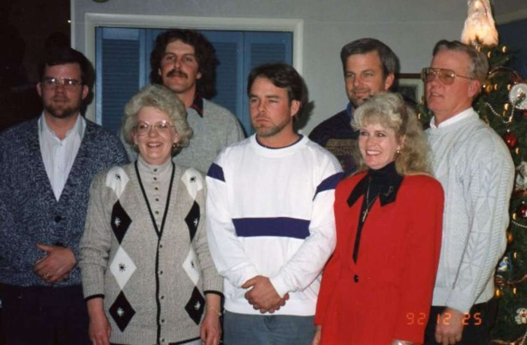 Connie Davis' album, Profile Pictures