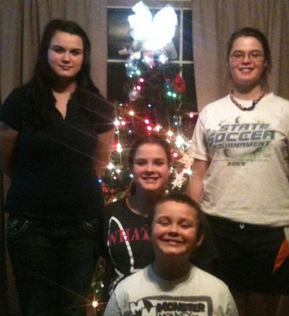 Donna Bates' album, Mobile Uploads
