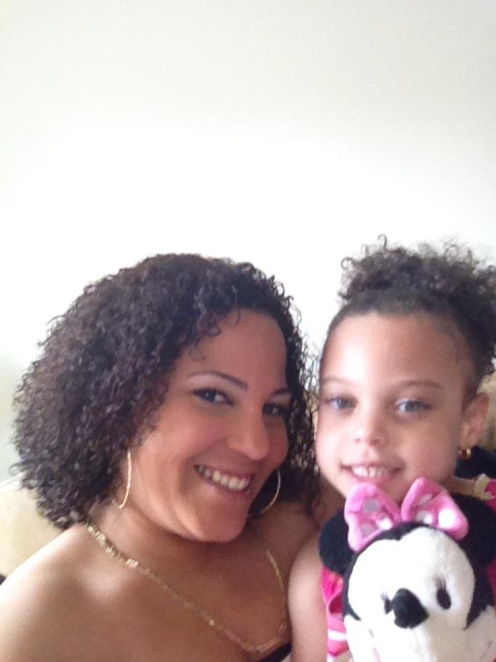 Scarlet Rondon's album, Mobile Uploads