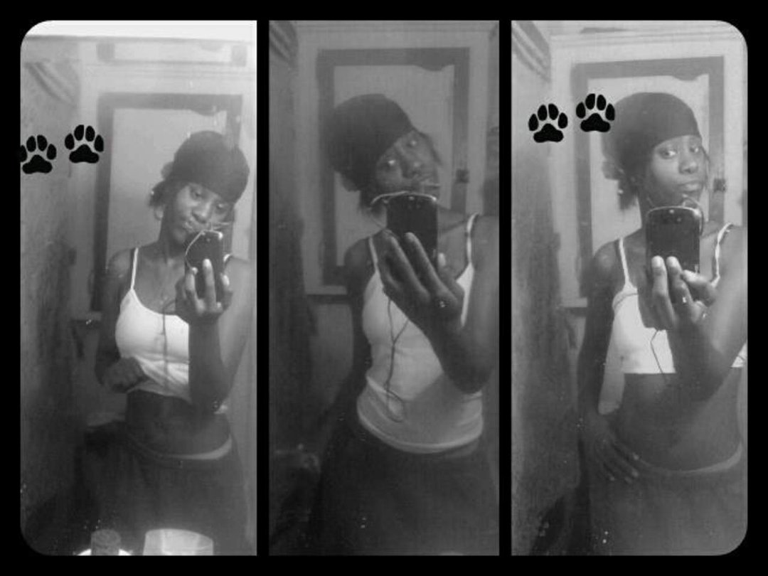 Melicia thomas' album, Mobile Uploads