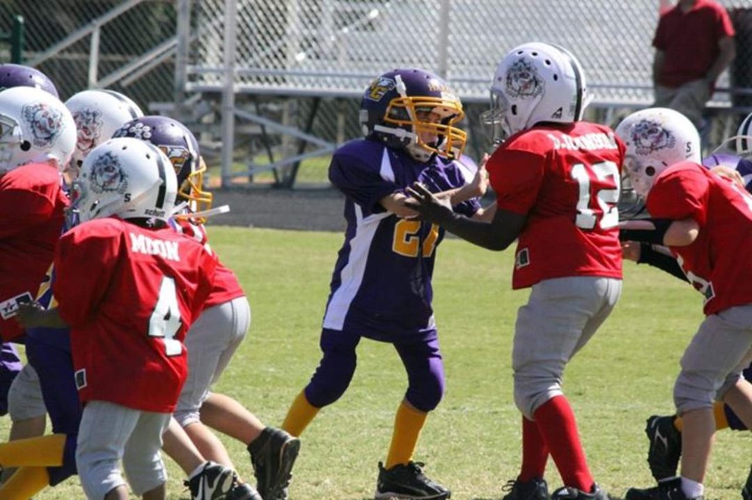 Bill Thomas' album, 5-6 ACS Football 10-8
