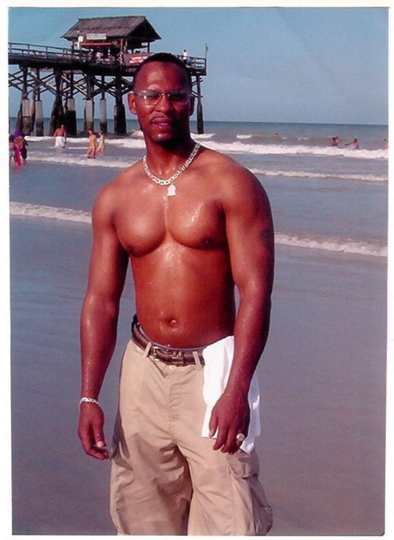 Vincent Barnes' album, Profile Pictures