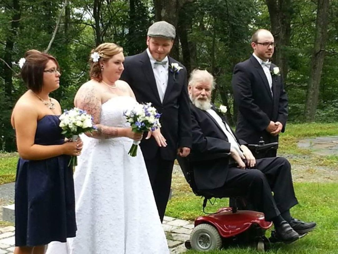 Christine Hebert's album, Sarah and Travis Pierce Wedding