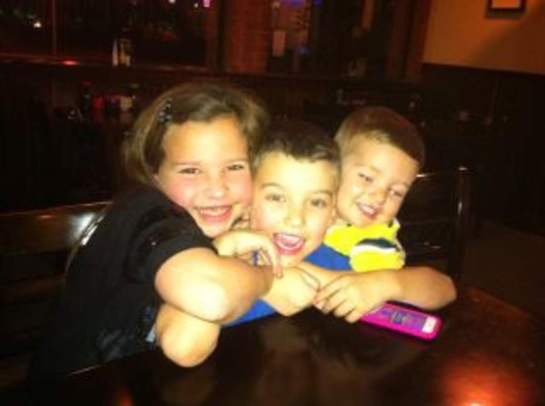 Cameron Evans' album, Mobile Uploads