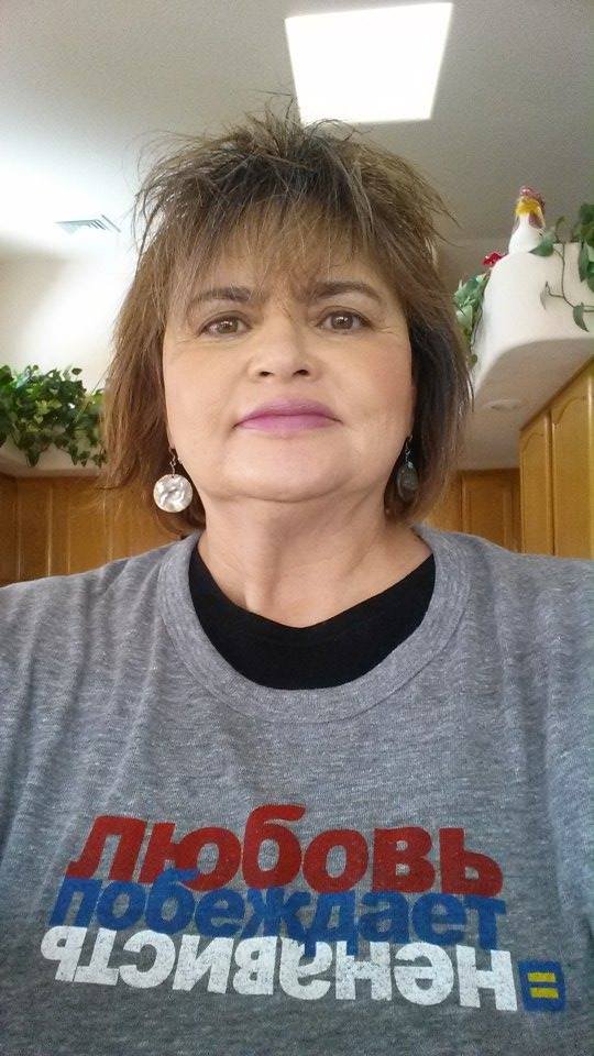 Louise Rivas' album, Mobile Uploads