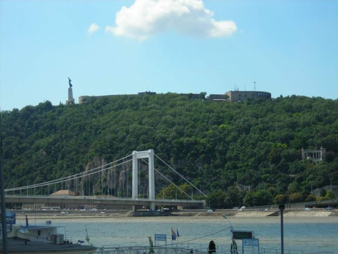 Amber Foldesi's album, Budapest 2010