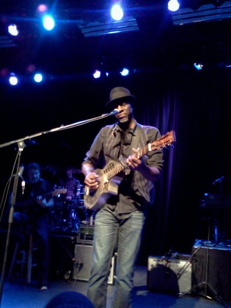 Dany Atkinson-Tinsley's album, Mobile Uploads