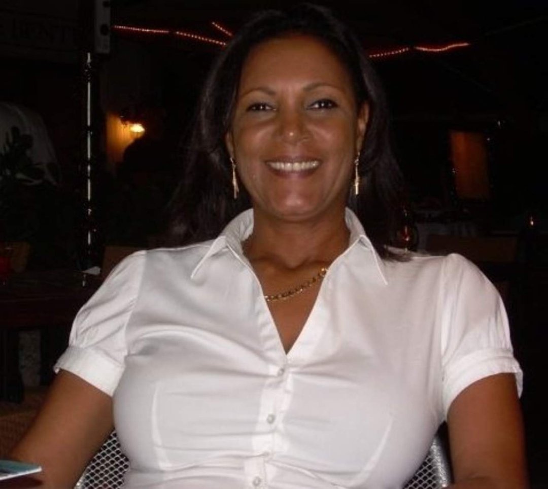 Sandra Taylor's album, Profile Pictures