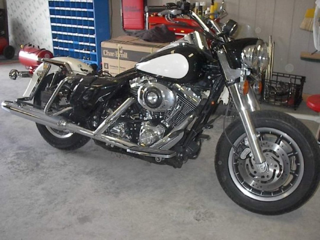 Bill Weaver's album, Cop Bike build
